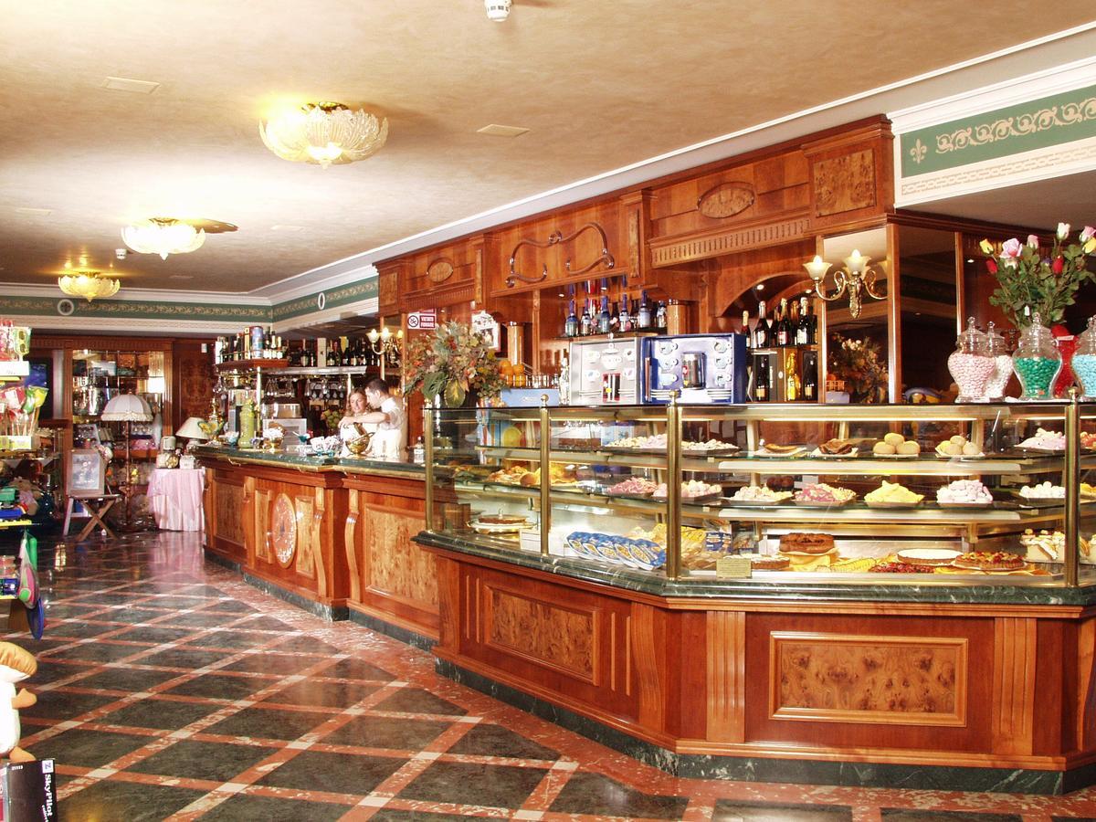 Al Boschetto Hotel Castel Volturno Ngoại thất bức ảnh