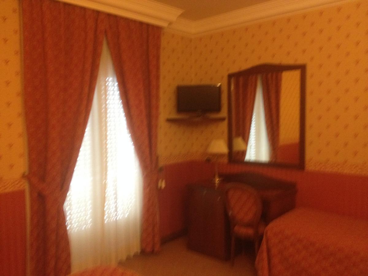 Al Boschetto Hotel Castel Volturno Ngoại thất bức ảnh