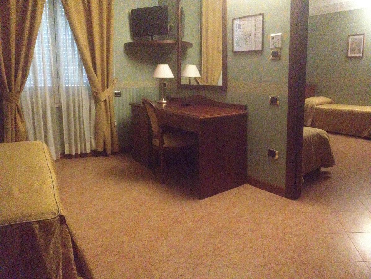 Al Boschetto Hotel Castel Volturno Ngoại thất bức ảnh